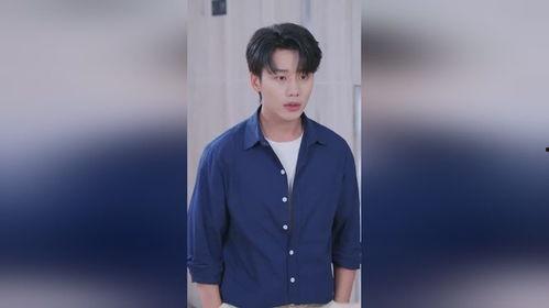 野风拂穗肆意生长,自然与生命的交响曲